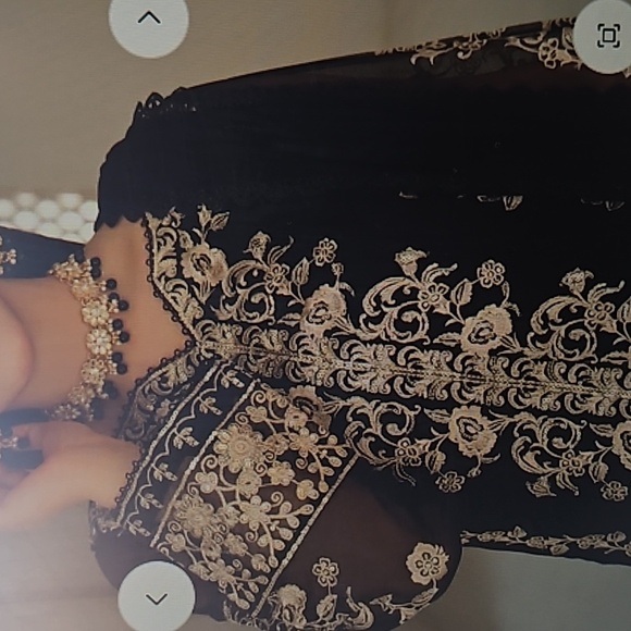 Pakistani 3 piece suit - Picture 2 of 8